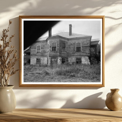 Historic Building in Keene, VA, 1806: Architectural Legacy