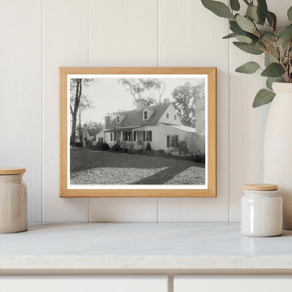 1900s Clapboard House in Albemarle County, Virginia