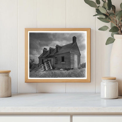 Vintage Wooden Building in Albemarle County, VA, 20th Centur