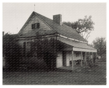 Warren VA Early 20th Century Wooden Architecture