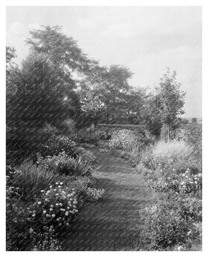 Staunton VA Gardens, Early 20th Century Vintage Photo