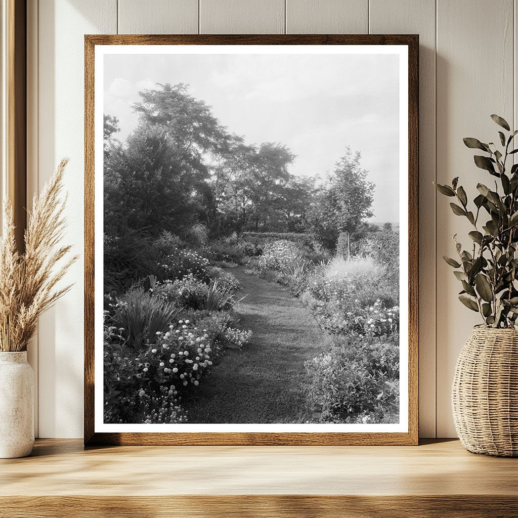 Staunton VA Gardens, Early 20th Century Vintage Photo