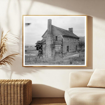 1950s Vintage Log House in Fincastle, Virginia