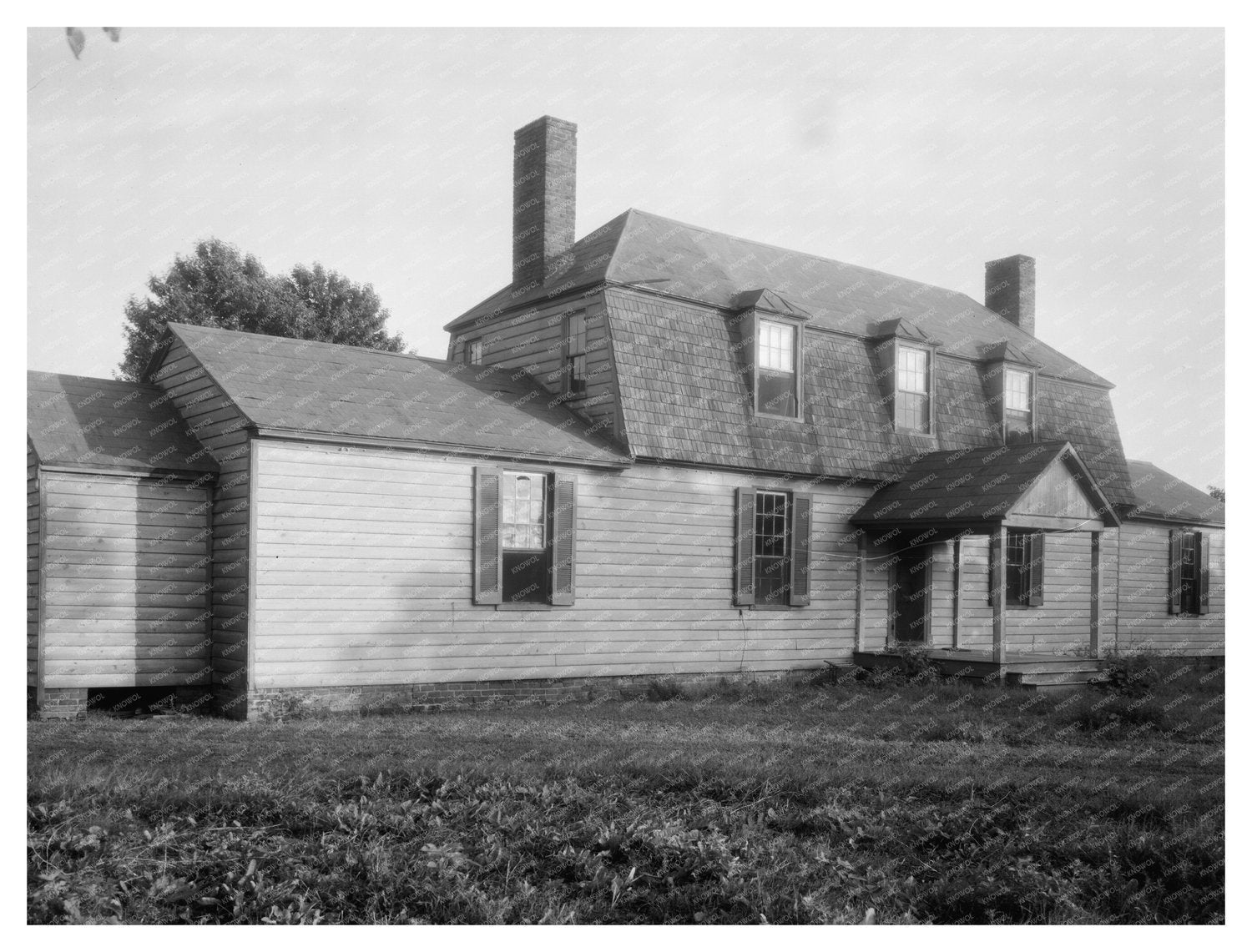 Gambrel Roofs in Charles City County, VA - Early 1900s