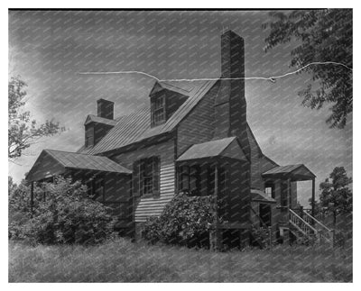Midlothian Pike, Chesterfield County, VA - 20th Century Home