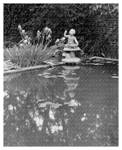 Historic Garden Scene, Mt. Vernon, Virginia, 1900s