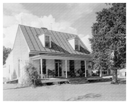 Gloucester County VA Residence - Carnegie Survey 20th Centur