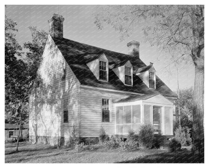 Vintage Residence in Hanover County, VA - Early 20th Century