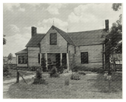 Mangohick Village, VA Home: Early 20th Century Architecture