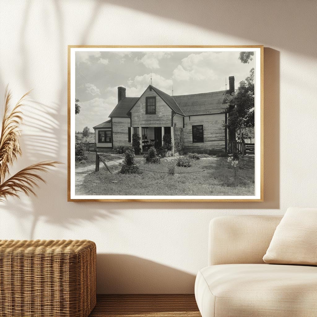 Mangohick Village, VA Home: Early 20th Century Architecture