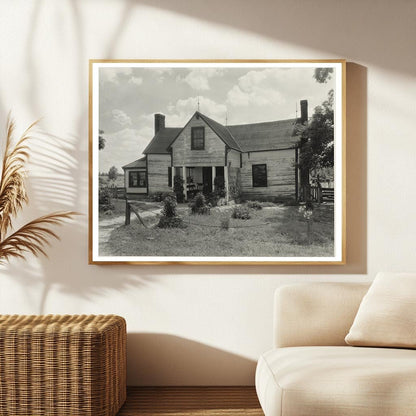 Mangohick Village, VA Home: Early 20th Century Architecture