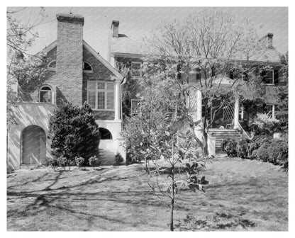 Early 20th Century House in Loudoun County, Virginia