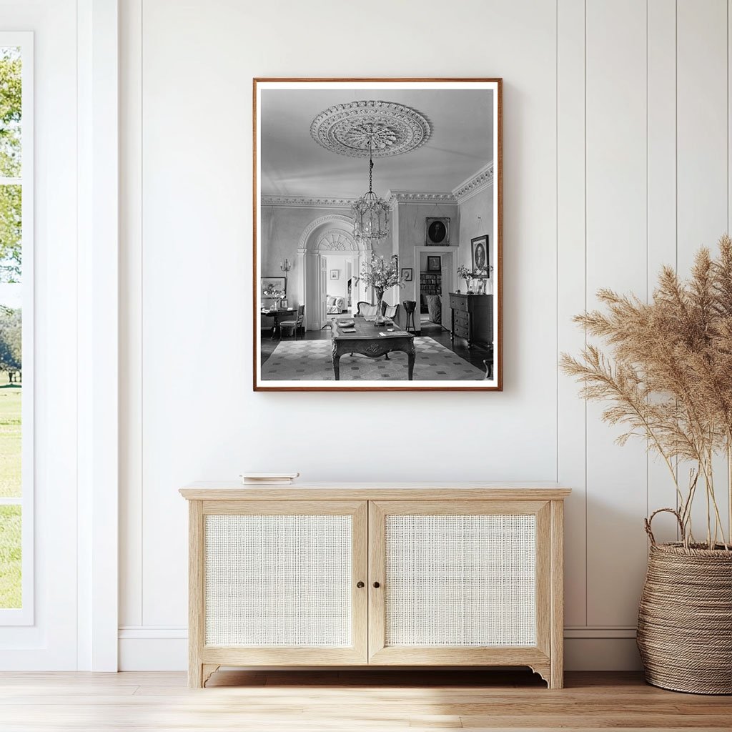 Vintage Architecture in Leesburg, VA - 20th Century