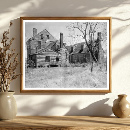 Vintage Farmhouse in Mecklenburg County, VA - 20th Century