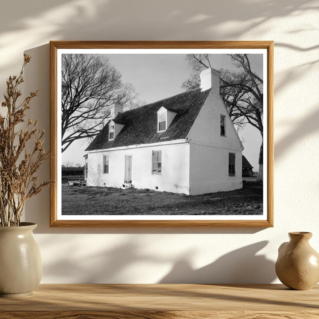 Vintage Farmhouse in Princess Anne County, VA, 1660