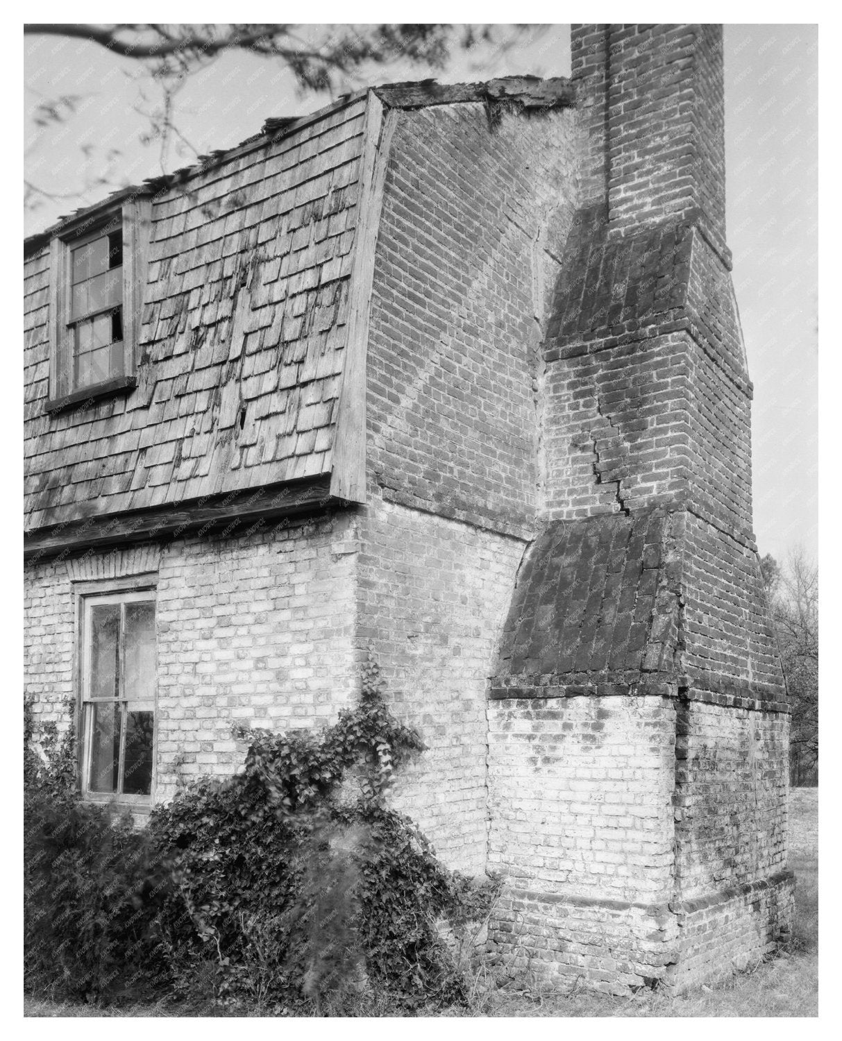 1660 Gambrel Roof House, Princess Anne County, VA