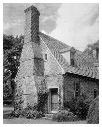 Historic First Brick House, Norfolk VA, 1634