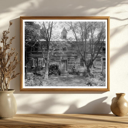 Historic Wooden House in Warsaw, VA 18th Century