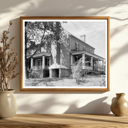 Vintage Farmhouse in Salem, VA - Early 1900s Photo