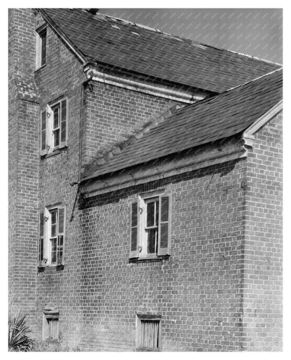 Historic Building in Roanoke County, VA - 1800