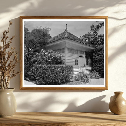 Claremont VA Estate Photograph, 1668 History & Architecture
