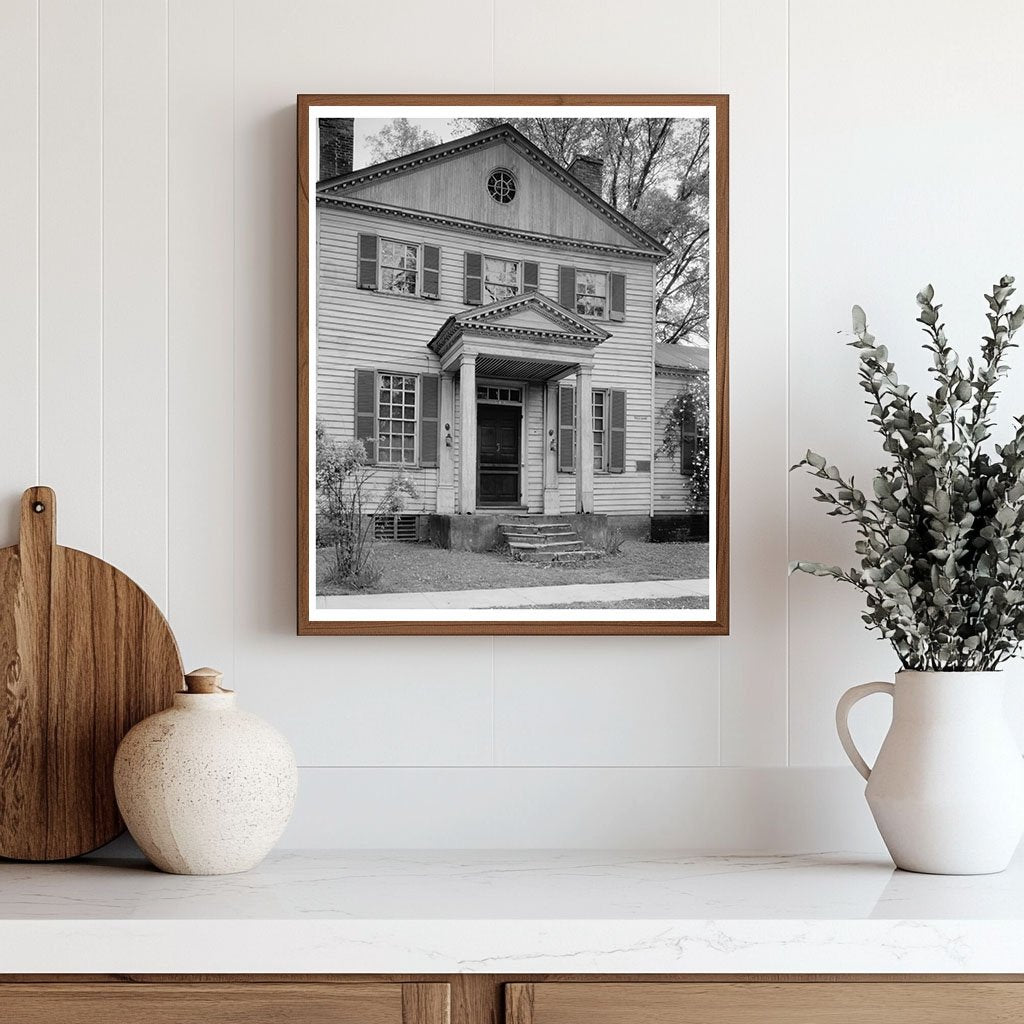 Historic House in Williamsburg, VA - 1750 Vintage Photo