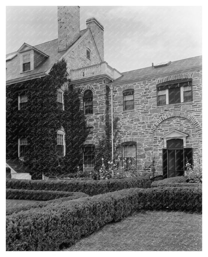 Historic Mansion in Fauquier County, Virginia, 20th Century