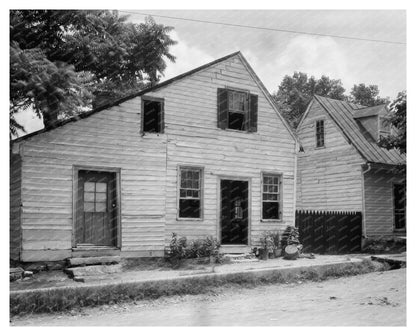 Vintage Architecture in Falmouth, Virginia, 20th Century