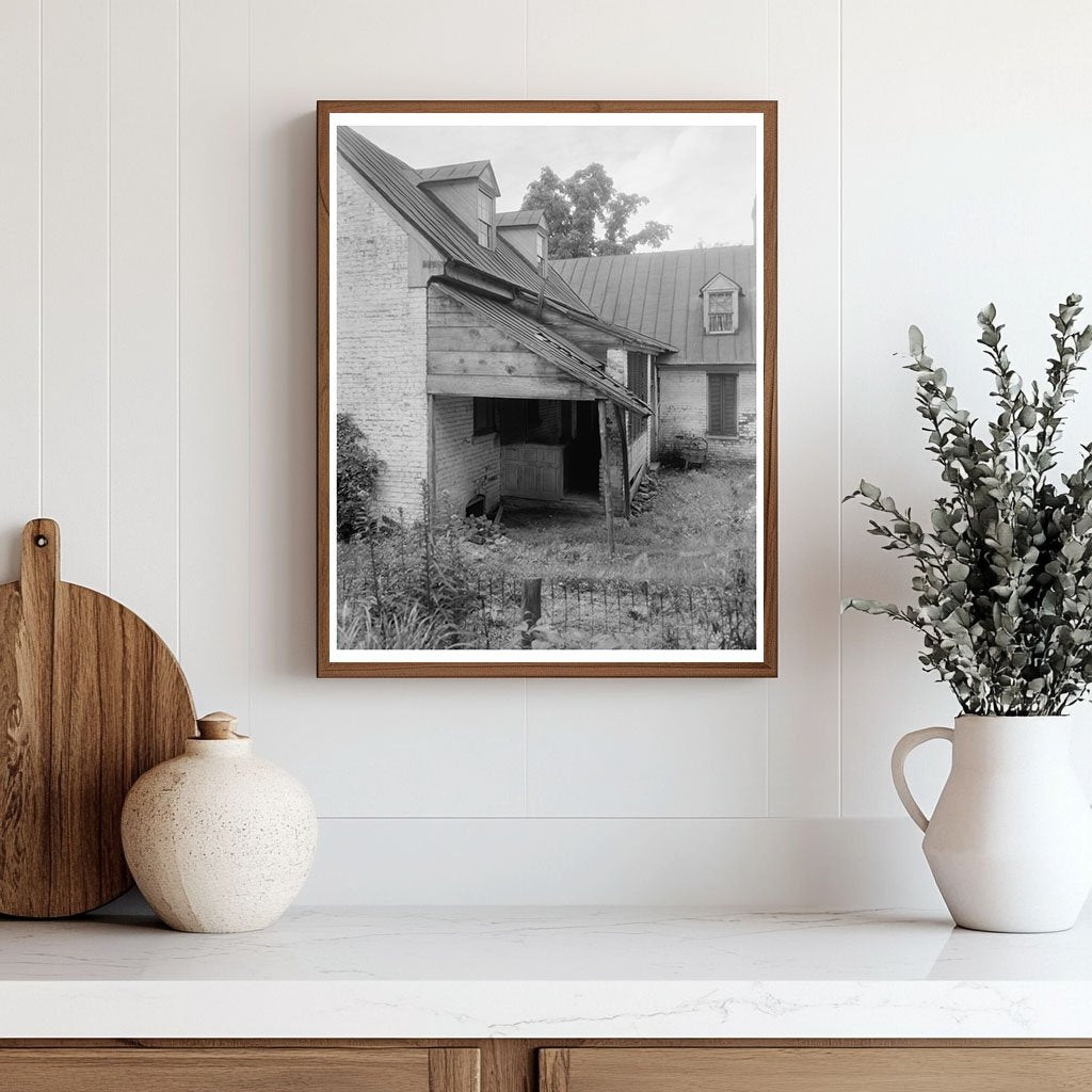 Falmouth VA Residence: Early 20th Century Architecture