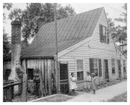 Fredericksburg VA Vintage Photo of Children, Early 1900s