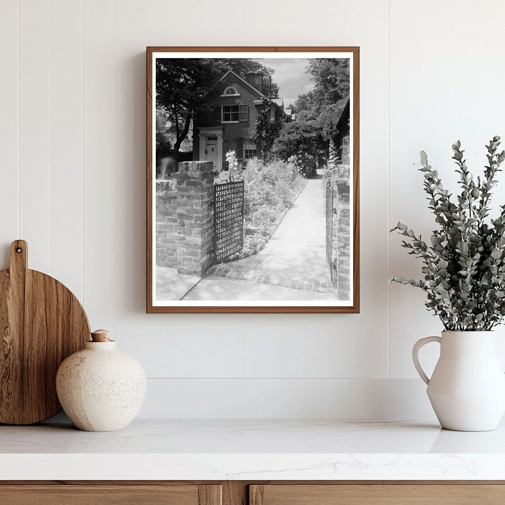 Fredericksburg VA Gates and Gardens, Early 20th Century