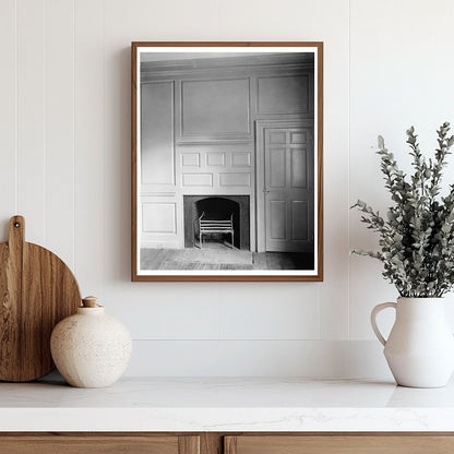 Fredericksburg VA Interior Photo, 20th Century Architecture