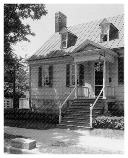 Historic Fredericksburg Architecture Photo, Virginia 1953