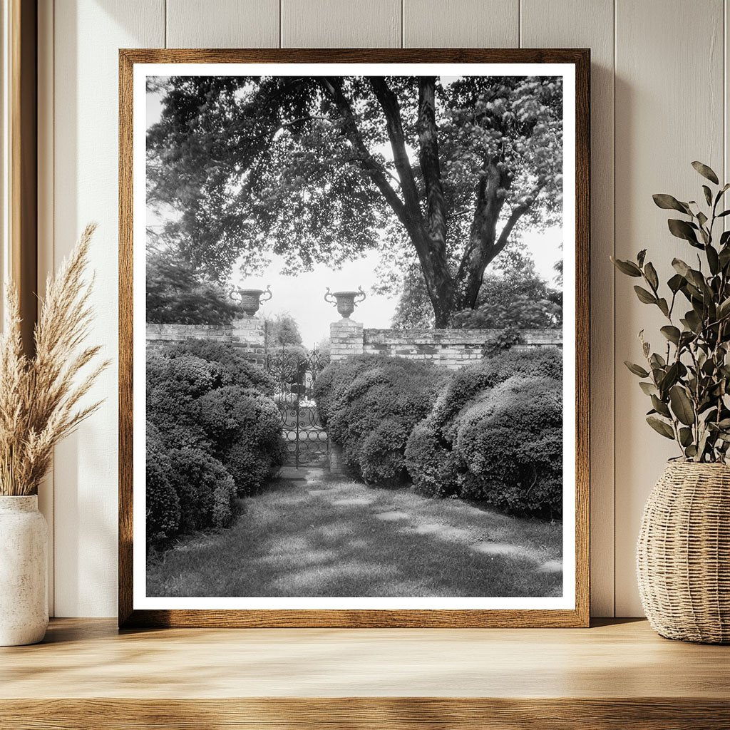 Restoration of Virginia Estate, Fredericksburg 20th Century