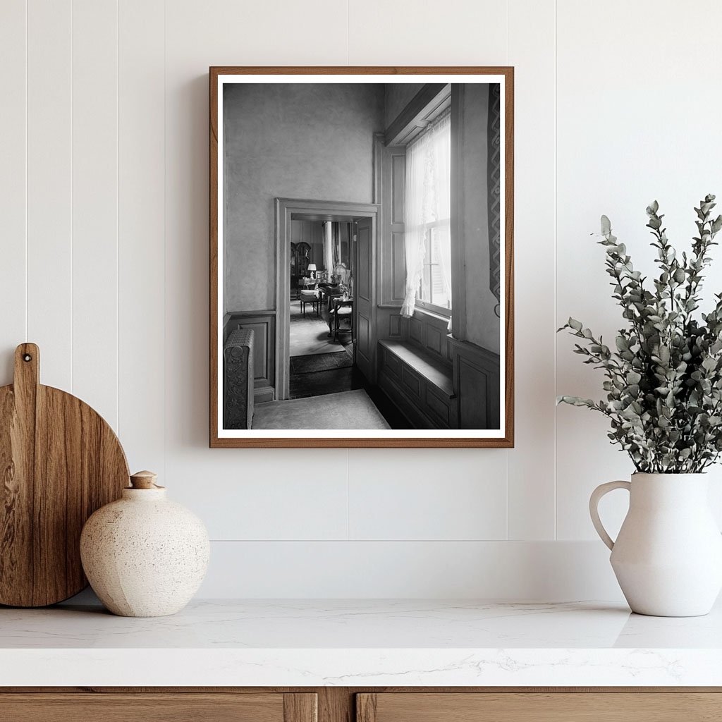 Historic Estate in Fredericksburg, VA - Mid-20th Century