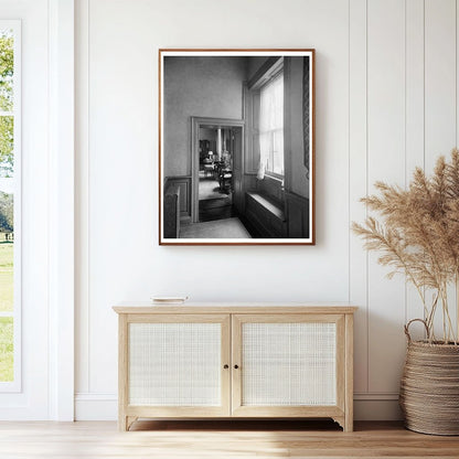 Historic Estate in Fredericksburg, VA - Mid-20th Century