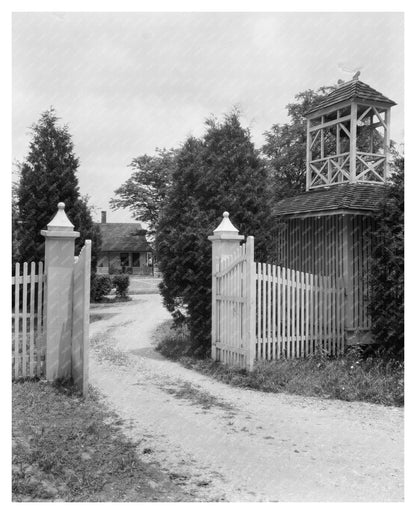 Fredericksburg VA Estate Photo 20th Century Architecture