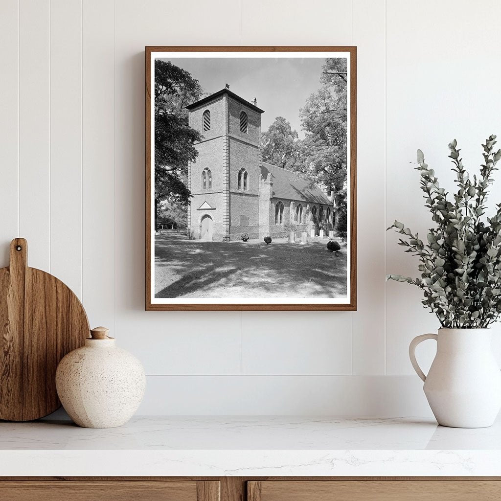 Smithfield, VA: 1632 Colonial Church Landmark