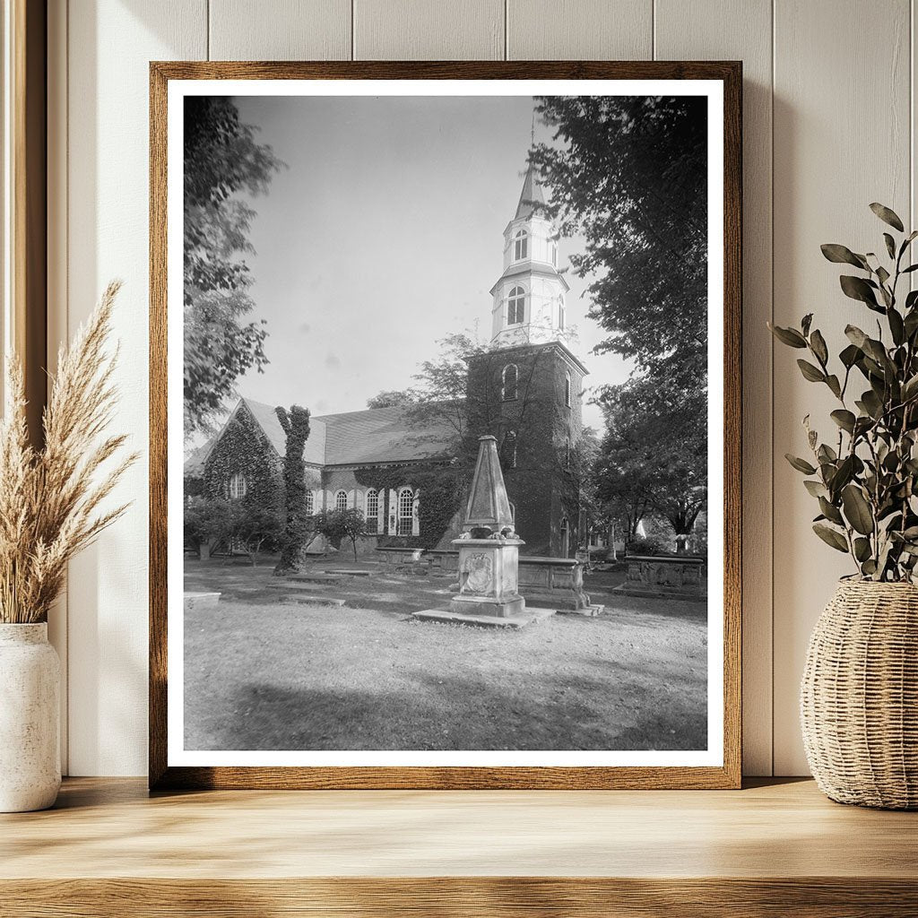 Williamsburg VA Church: Colonial Architecture 1710-1715