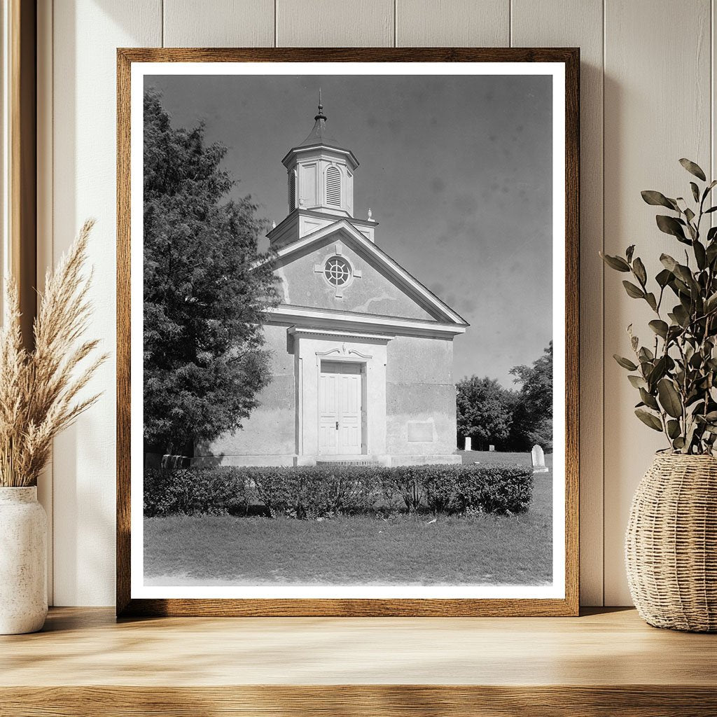 Historic 1697 Building in Yorktown, Virginia