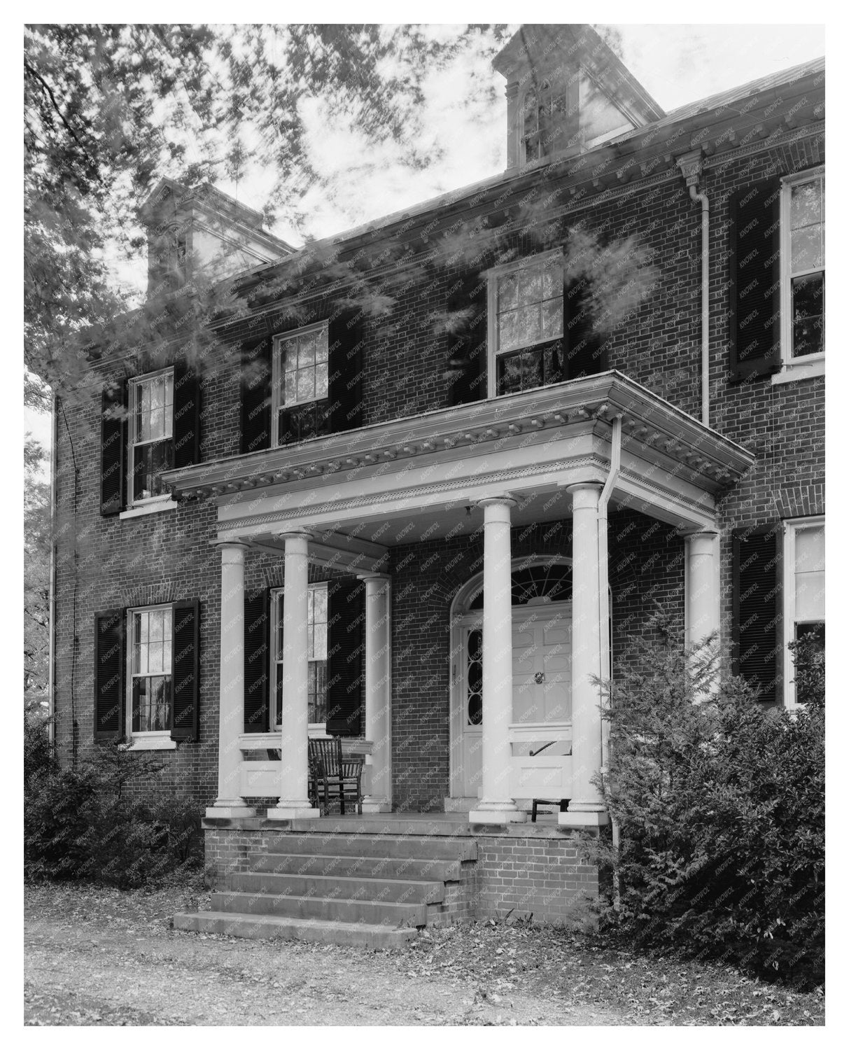 1822 Structure in Leesburg, Virginia - Historic Architecture