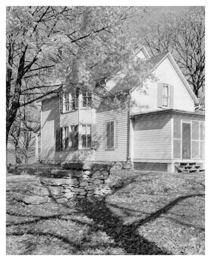 Vintage Farmhouse in Wheatland, VA - 1953 Photo