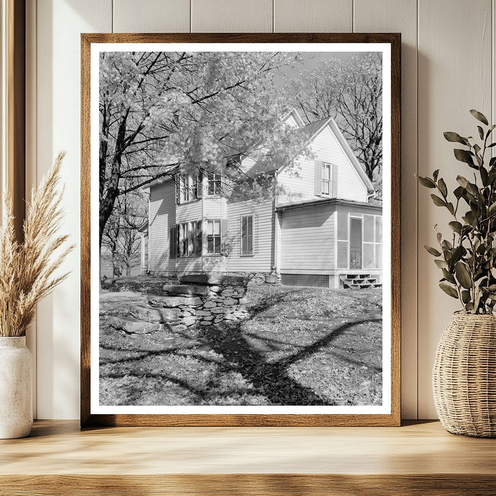 Vintage Farmhouse in Wheatland, VA - 1953 Photo