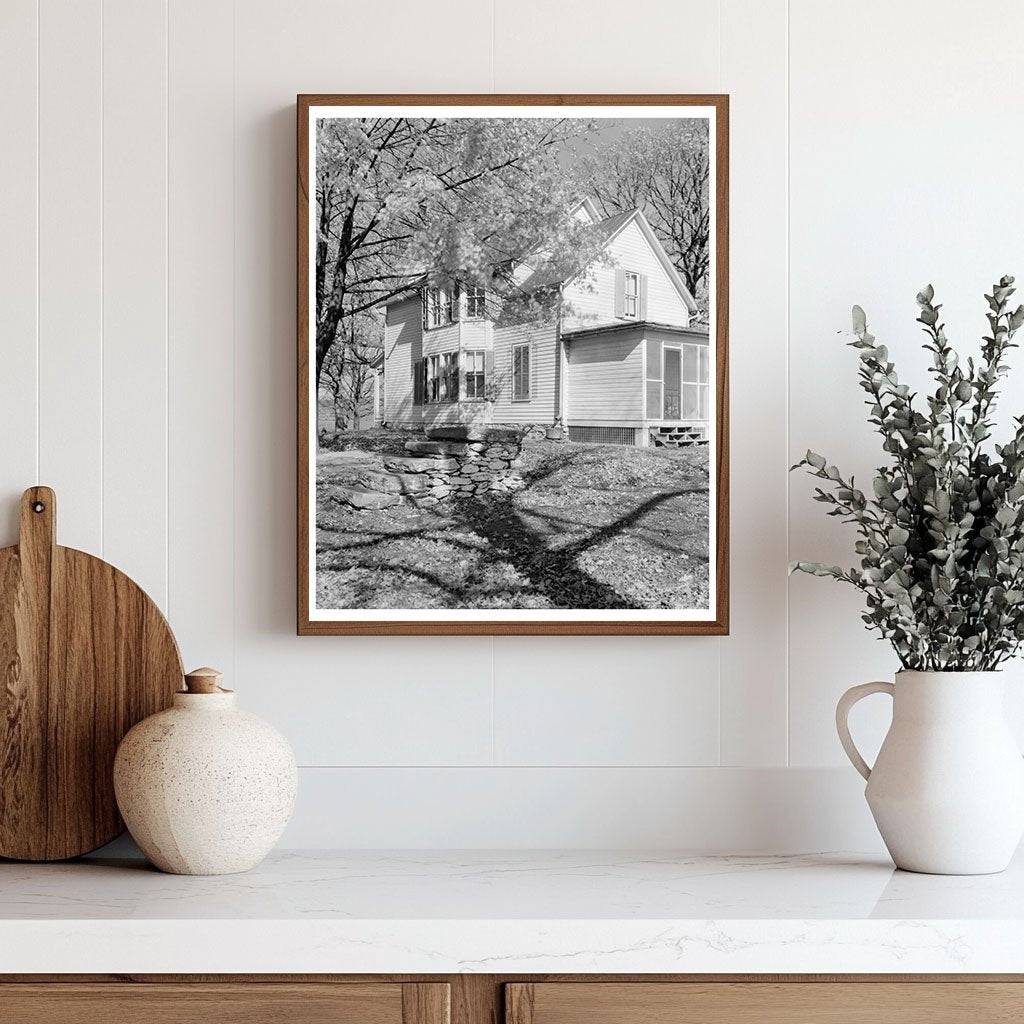 Vintage Farmhouse in Wheatland, VA - 1953 Photo
