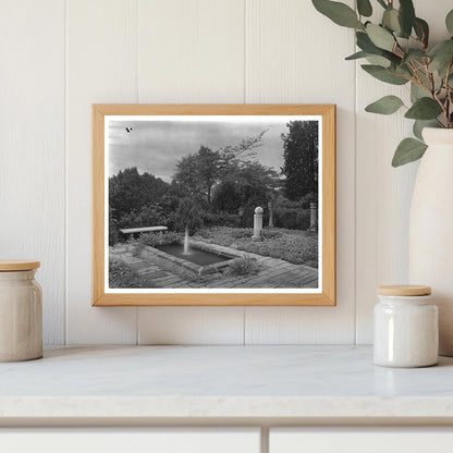 Richmond, VA Garden Scene - Early 20th Century Photo
