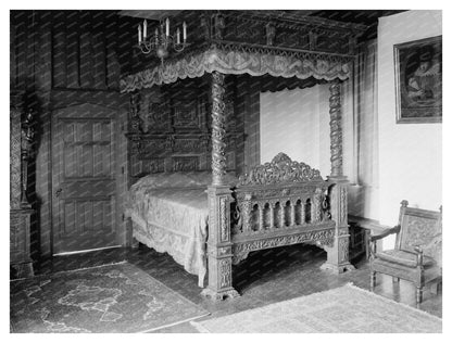 Historic Richmond Bedroom Photo, Virginia, Early 1900s