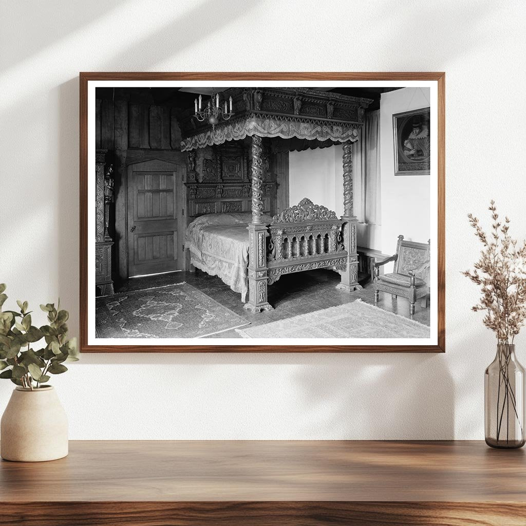 Historic Richmond Bedroom Photo, Virginia, Early 1900s