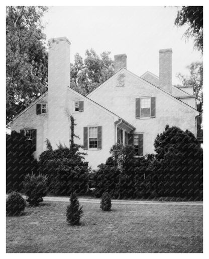 1791 Structure in Richmond, VA: Vintage Architectural Photo