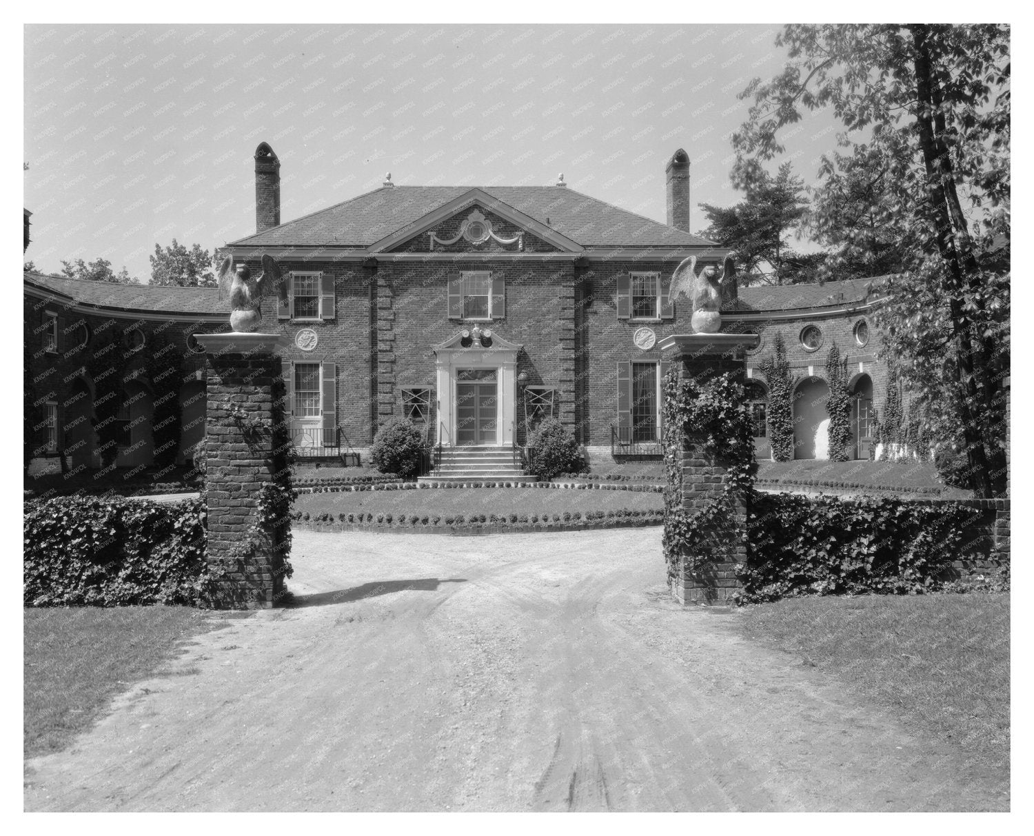 Vintage Mansion in Richmond, VA - 1953 Photo Record