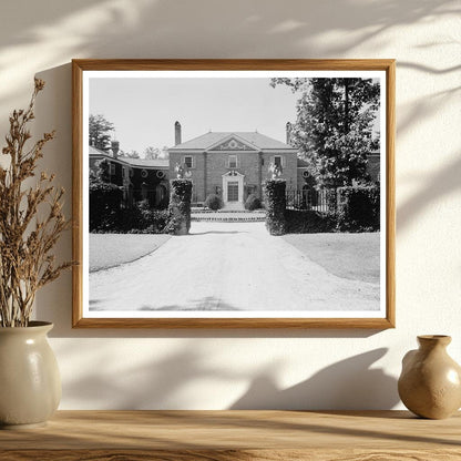 Richmond VA Mansion, 20th Century Architecture Snapshot
